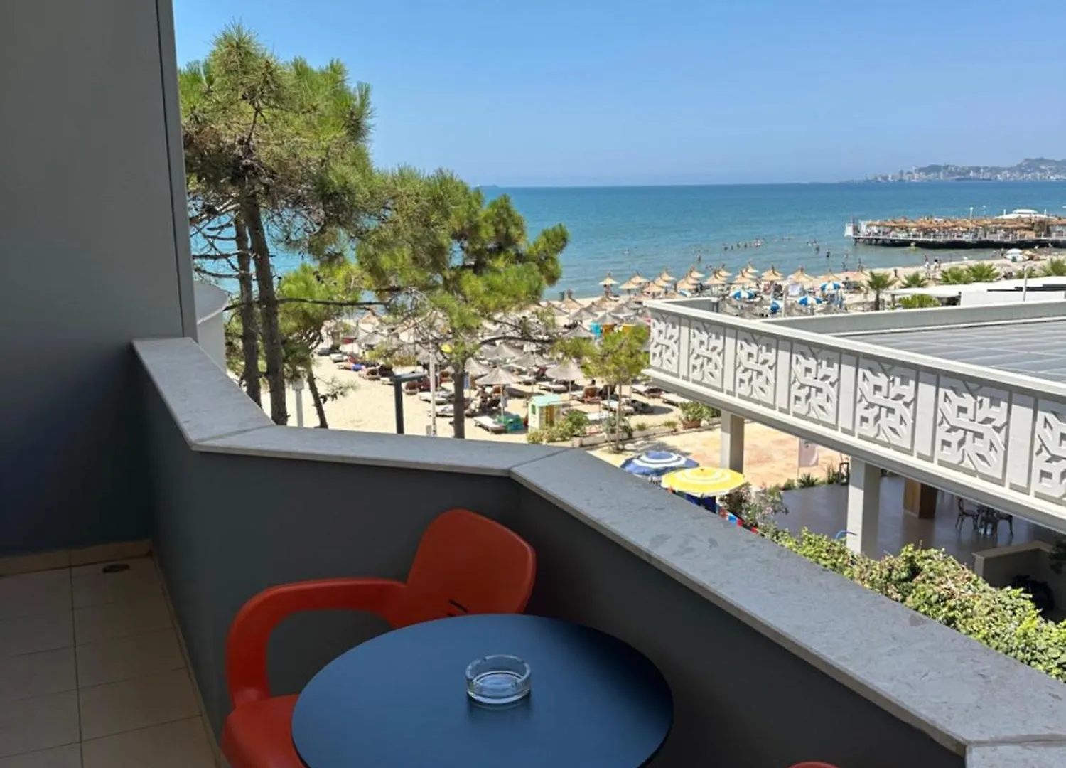 Hotel Niagara Dıraç 3*,