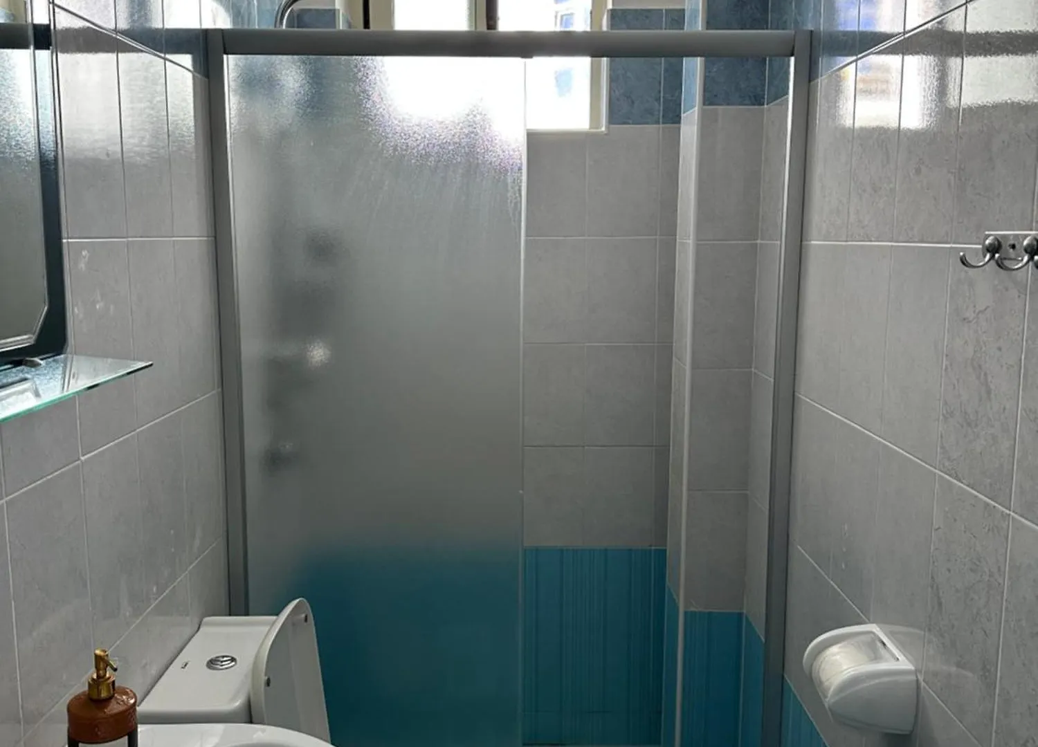 Hotel Niagara دراس