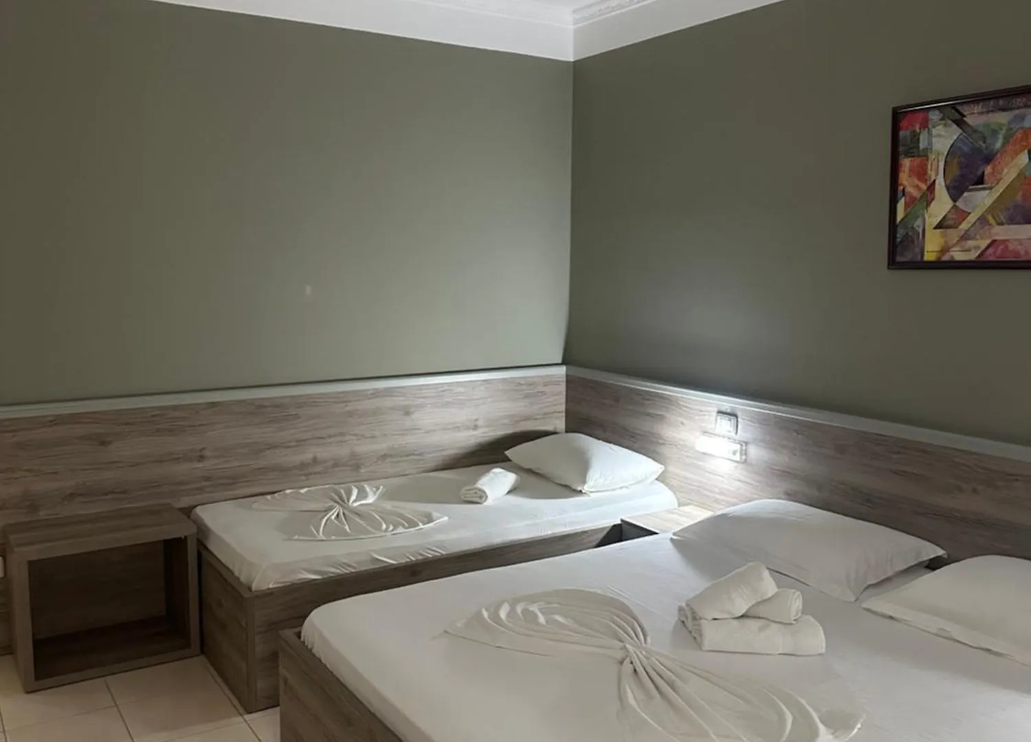 Hotel Niagara Dıraç