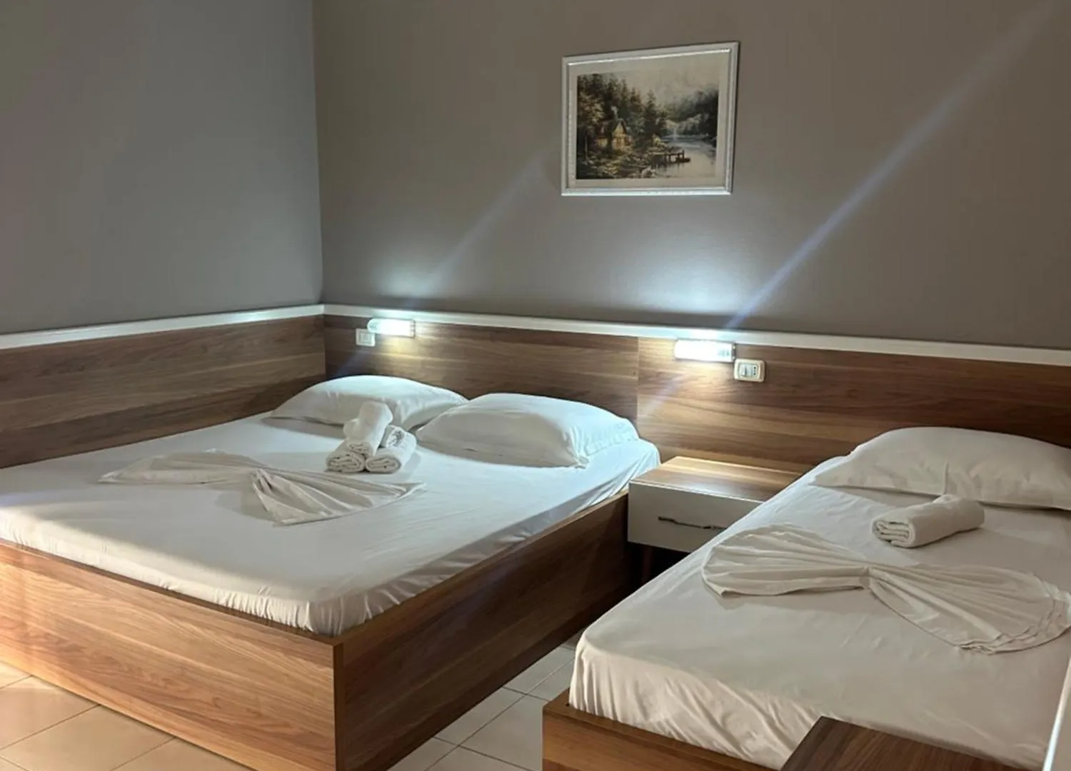 Hotel Niagara دراس 3*,  ألبانيا